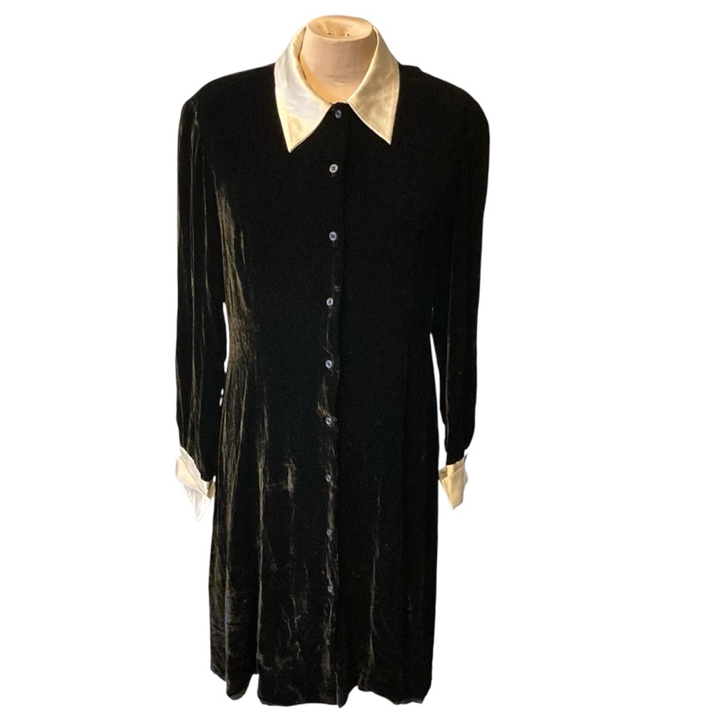 VTG Lauren Ralph Lauren Black‎ Velvet Dress w/Cream Collar & Cuffs | Some Flaws